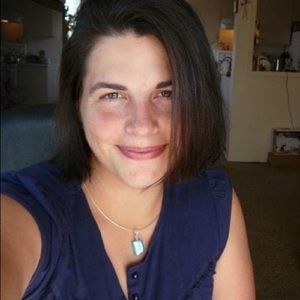 Meet your Posher, Alicia